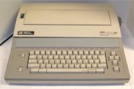 Smith_Corona_4000DS_Word_Processor_Electric_Typewriter
